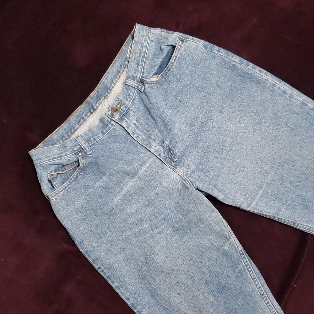 RARE!! Vintage Plus Size Chic High Waist Faded Light Wash Curvy "Mom" Jeans - Picture 4 of 11